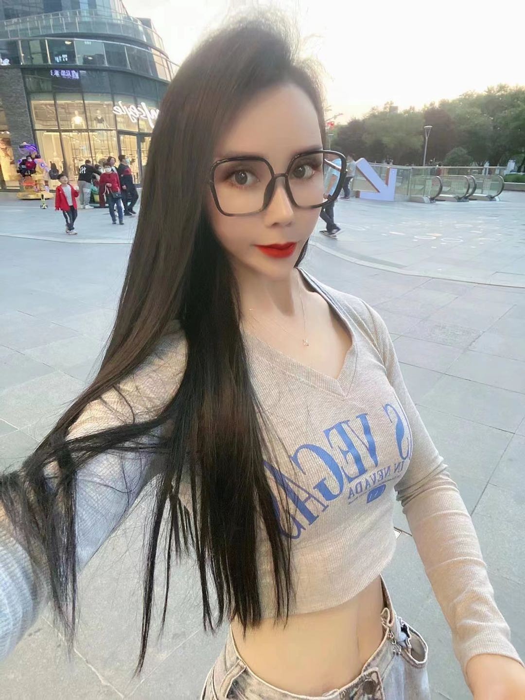1023589_8TKP7VR7UQM67P2.jpg